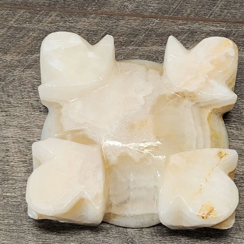 Vintage Hand Carved Marble Onyx Stone Mayan Aztec Ashtray White Brown Cream 4.5
